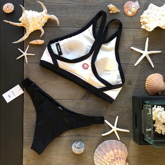 🌴🌼HURLEY- QUICK DRY PENDLETON BIKINI SET🌼🌴 - Picture 5 of 9